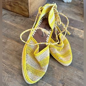 Raffia sandal